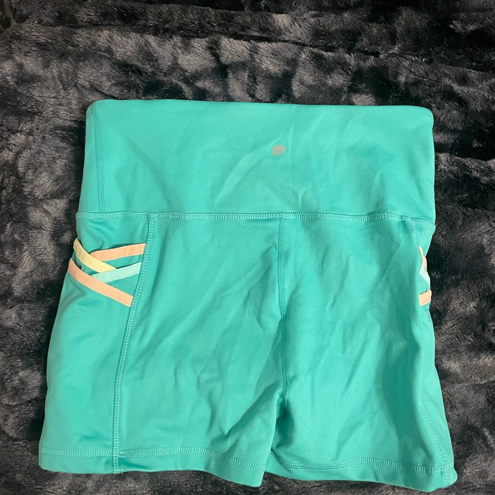 Work out short set